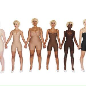 SKIMS Body Unlined Plunge Mid Thigh Bodysuit